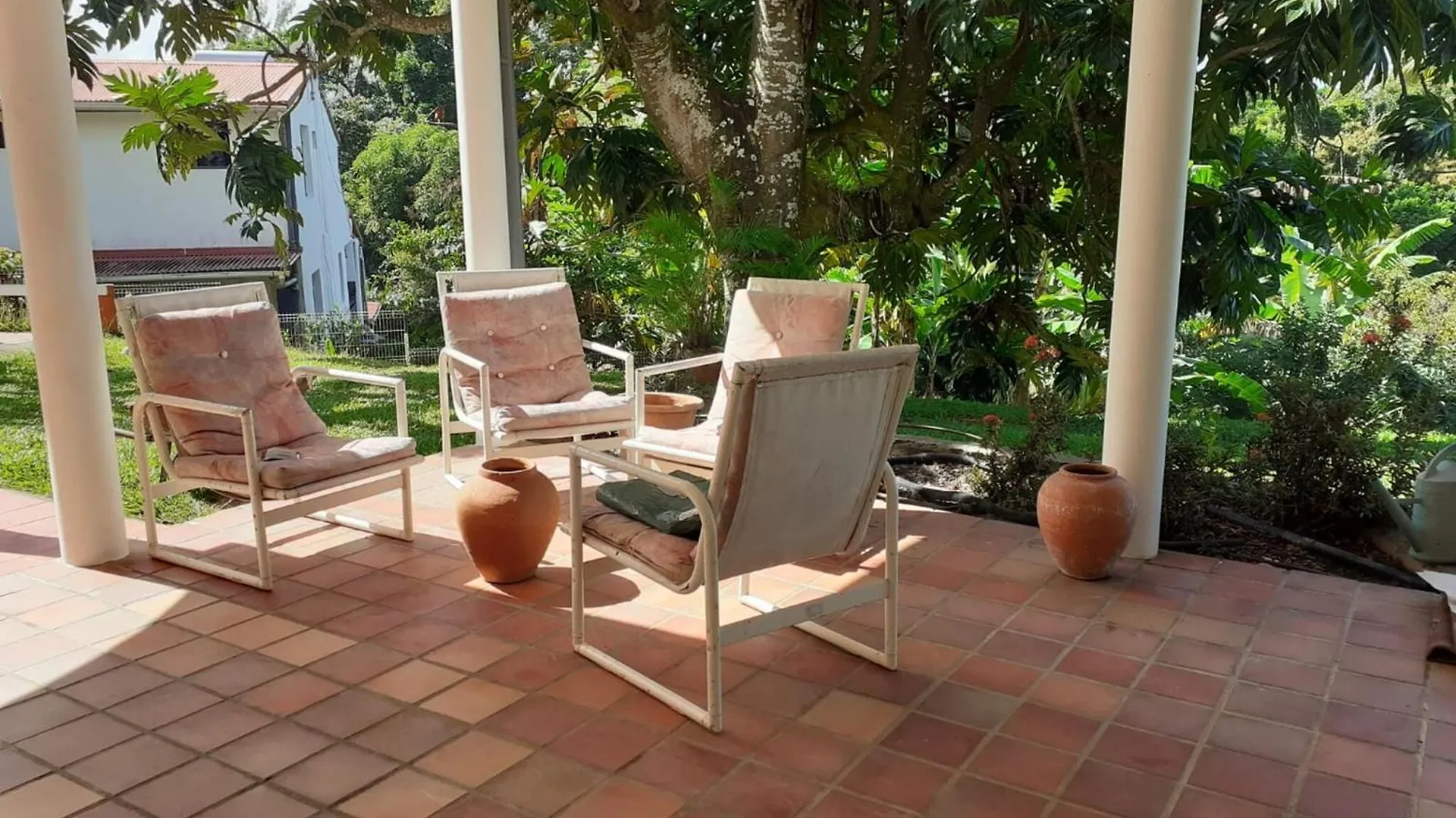 Appartement Confortable A Ducos Avec Terrasse 107 M² Parking